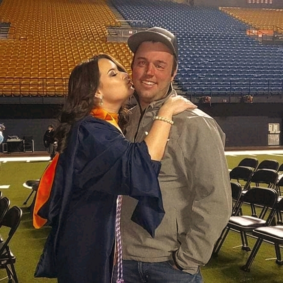 Meet your Posher, Tanya - Picture 1 of 1